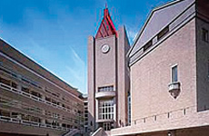 中央図書館フリーパス見学