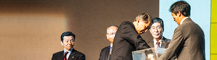 画像：福引抽選会の様子