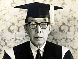 大濱信泉先生の写真